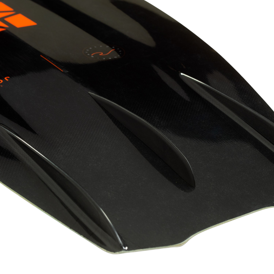 Jobe Wakeboard 138 & Maze Bindings Package